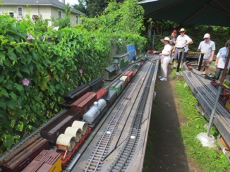 Bell has become a lot tougher to switch over the years. That single track with all of the cars on it is called Stuart Yard. It was full when we got there.