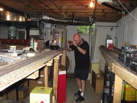 Gaetan shoots a close up.