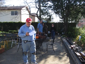 November 7. Out back, each train crew is busy. A crew typically consists of an engineer and a conductor. The engineer is responsible for running the locomotive. November 7. Out back, each train crew is busy. A crew typically consists of an engineer and a conductor. The engineer is responsible for running the locomotive.