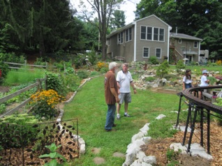 Dick Beverly and Don Sweet solve the world's problems while Andy's cousins play...