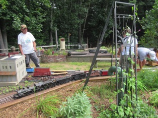 Here, Ken meets Ric & Jan's train in Williamsport.