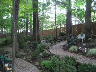 A view of the Woodland Railway. That's the station just to the left of center. Everything is very nicely landscaped. 